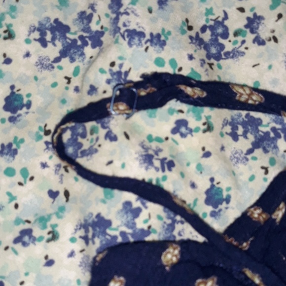 Angie Navy blue strap top Size Medium - Picture 5 of 6
